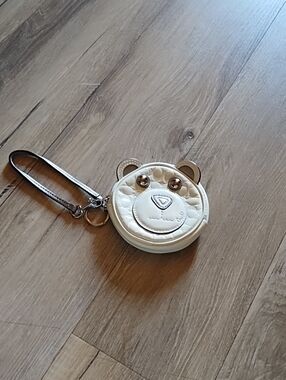 Rare Coach Cream Bear Face Wristlet